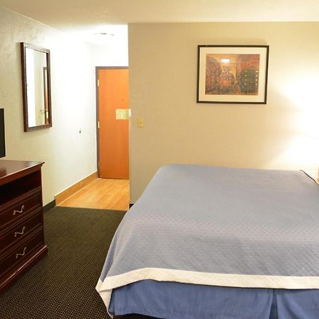 Days Inn By Wyndham West Des Moines Kültér fotó